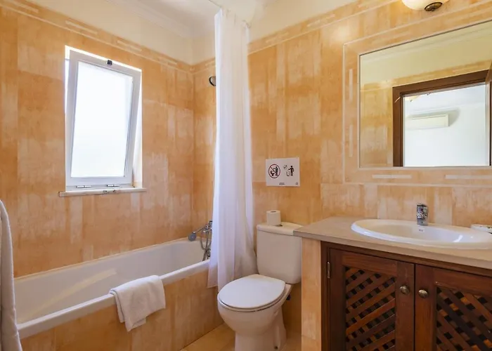 Luana By Select 阿尔布费拉